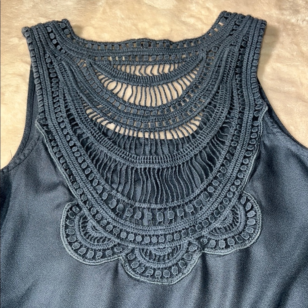 Roxy Women’s Blue Cropped Embellished Tank Top SZ M - Picture 3 of 8
